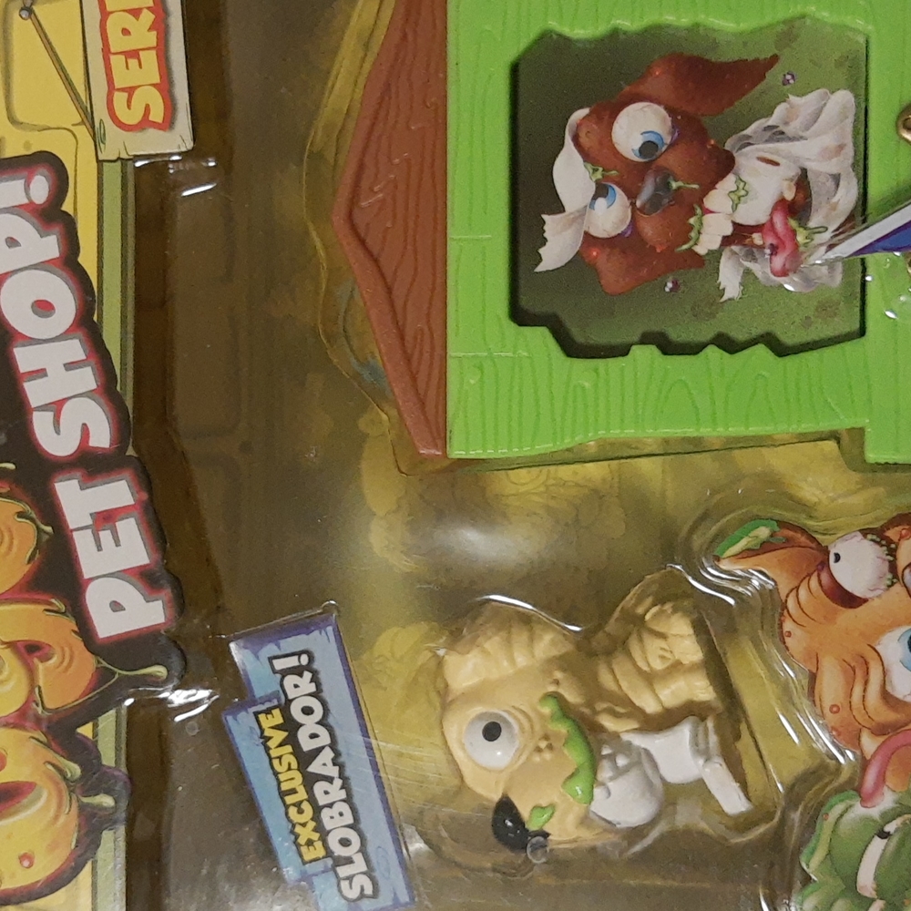 The Ugglys Pet Shop Series 1 Exclusive Slabrador Toy Collectible (Box Damage) - Picture 5 of 13